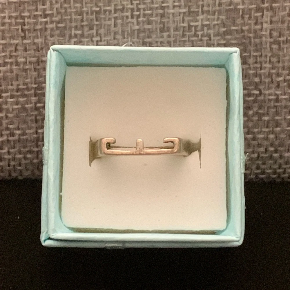 Sterling Silver‎ Ring size 7-3/4